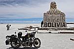 Da diese Skulptur in einem Salzsee in Bolivien steht, ist diese Sommer 462 gerade in Südamerika.