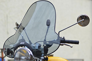 Windschutzscheibe GIVI (Nur für Modell ab 2011)